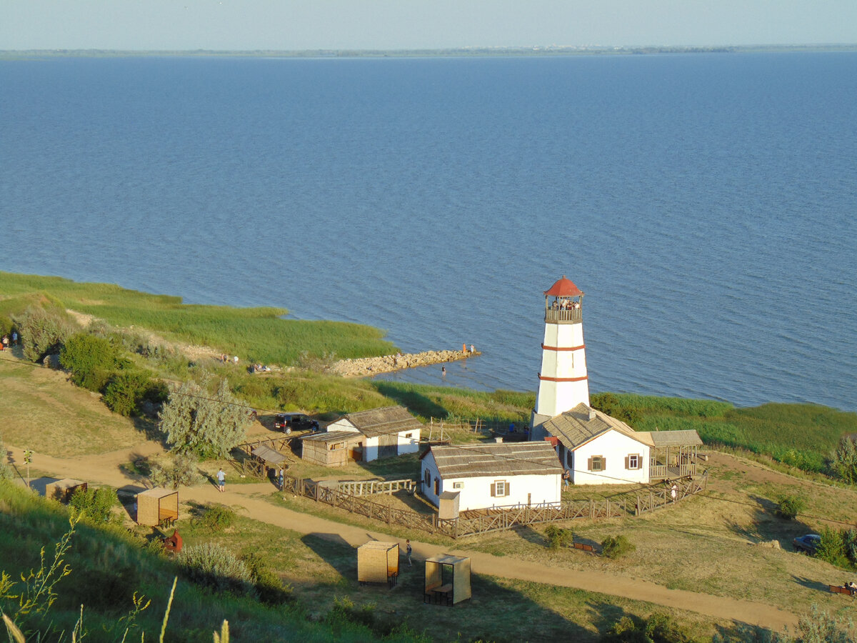маяк на азовском море