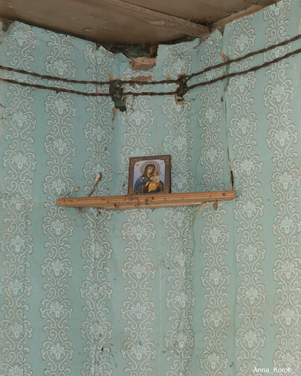 Нашли заброшенный дом с антикварной мебелью | Anna Korob. Заброшенная ...