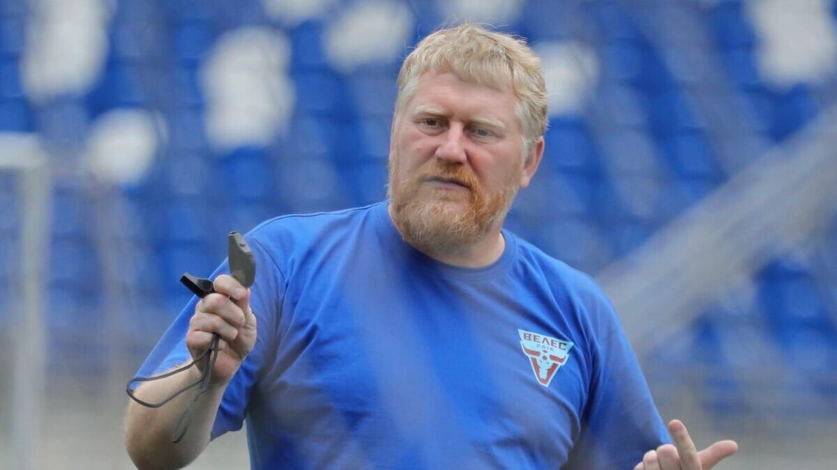    Главный тренер московского "Велеса" Михаил Сальников© пресс-служба ФК "Велес"