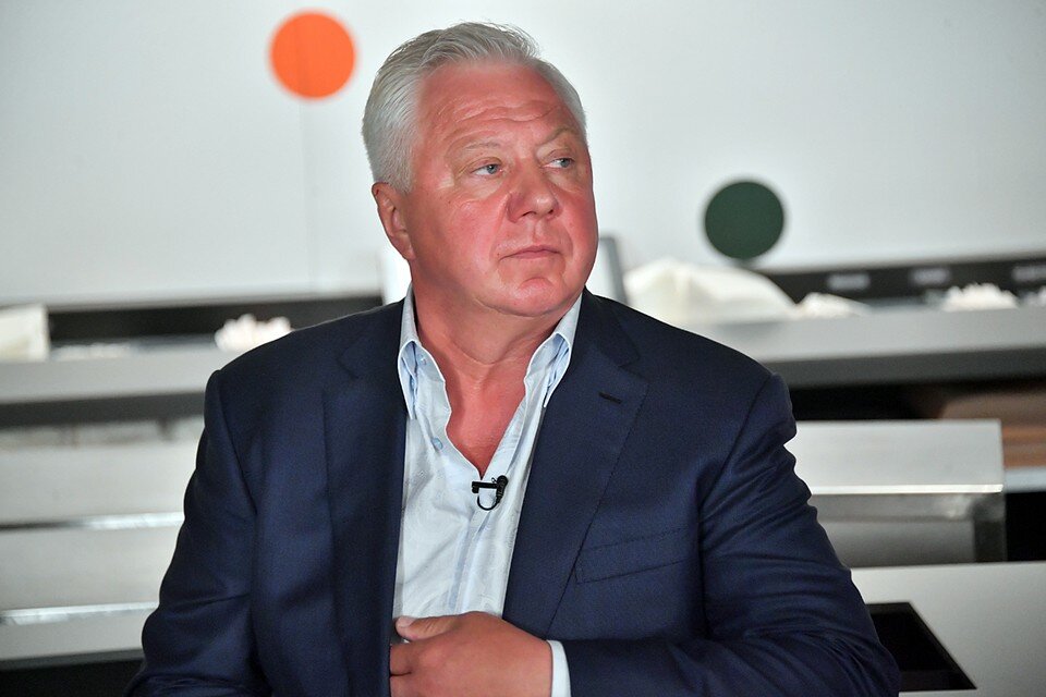     Александр Говор купил российскую сеть McDonald's, состоящую из 850 ресторанов в 62 регионах Владимир ВЕЛЕНГУРИН