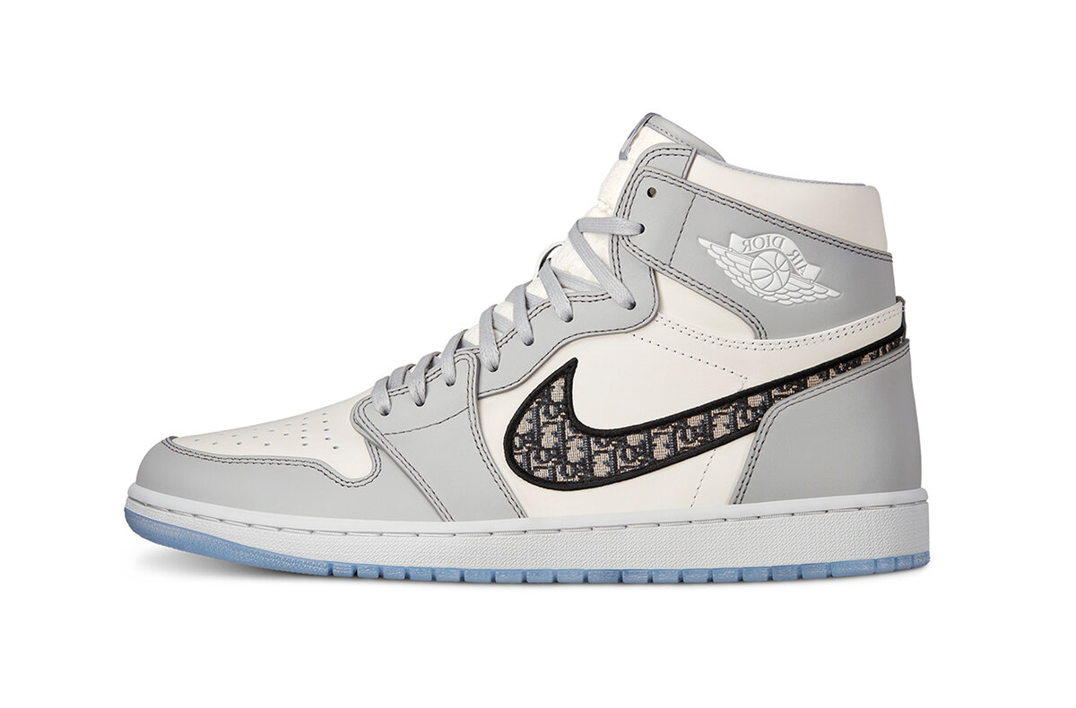                                                                            Nike x Dior Air Jordan