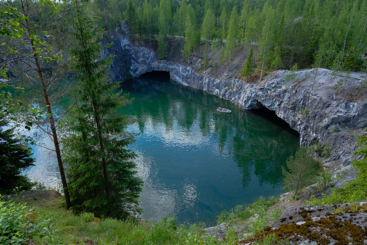 Горный парк рускеала. Мраморный каньон Рускеала. Горный каньон Рускеала. Карелия Рускеала лето.