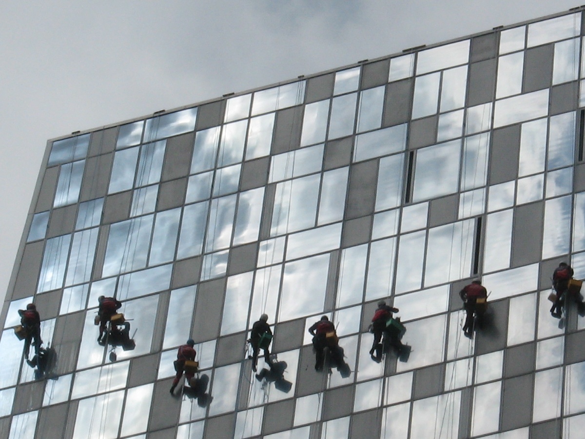 Гонки по вертикали – за льготной ипотекой. Фото: Мир Квартир