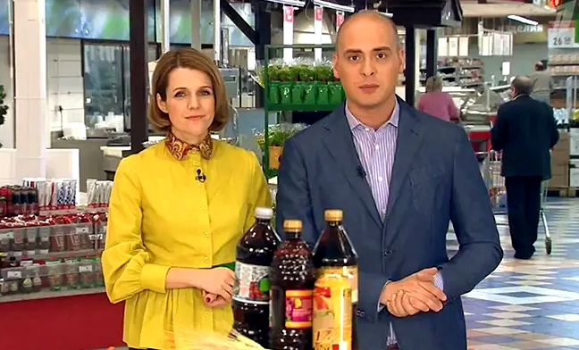 С соведущей по "Контрольной закупке" Ольгой Семенихиной