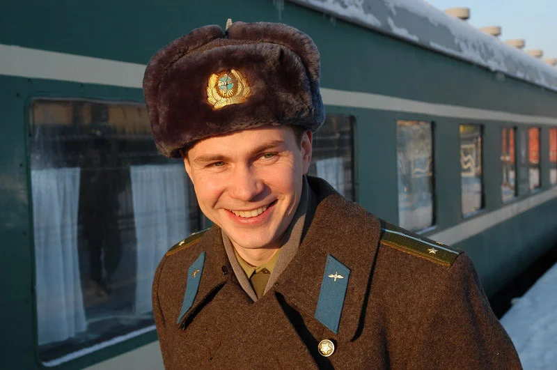 Дмитрий Муляр в роли Юрия Гагарина в фильме "Космос как предчувствие" 2005 год