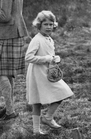 Маленькая Елизавета. Непременно с сумочкой