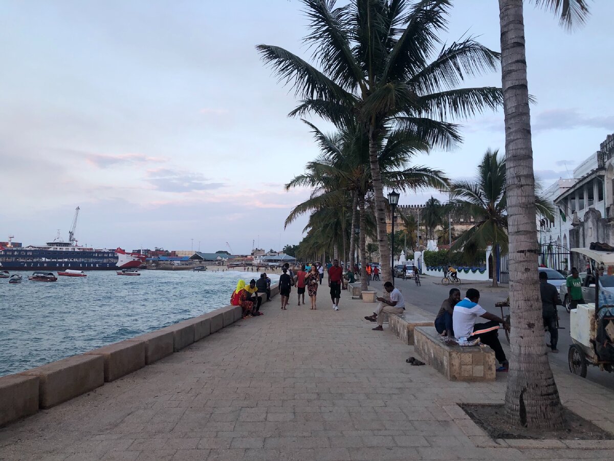 Набережная Стоун тауна