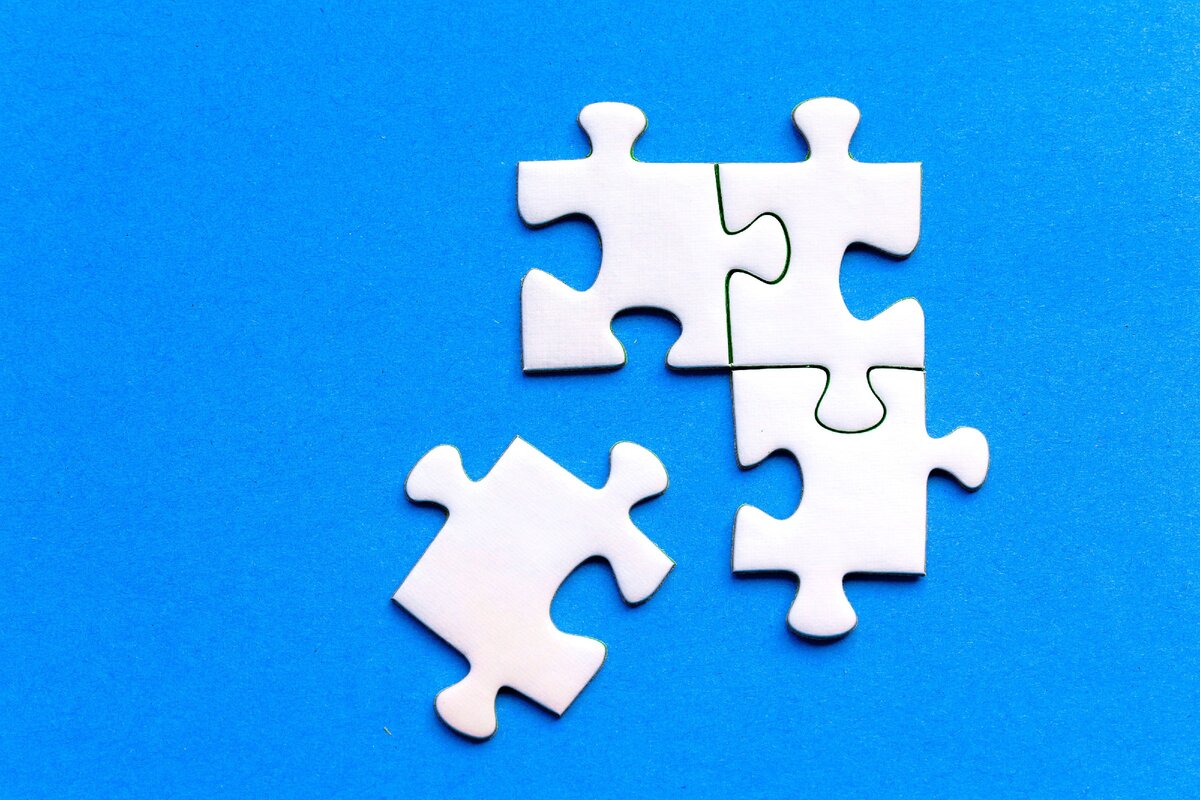 Create puzzle. Белый пазл. Стильные пазлы картинки. Пазлы для презентации без фона. Люди пазлы картинка.