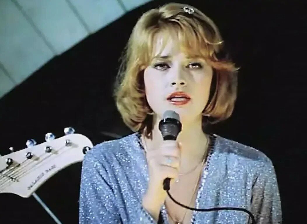 Фото: "Танцплощадка" obovsyom.com