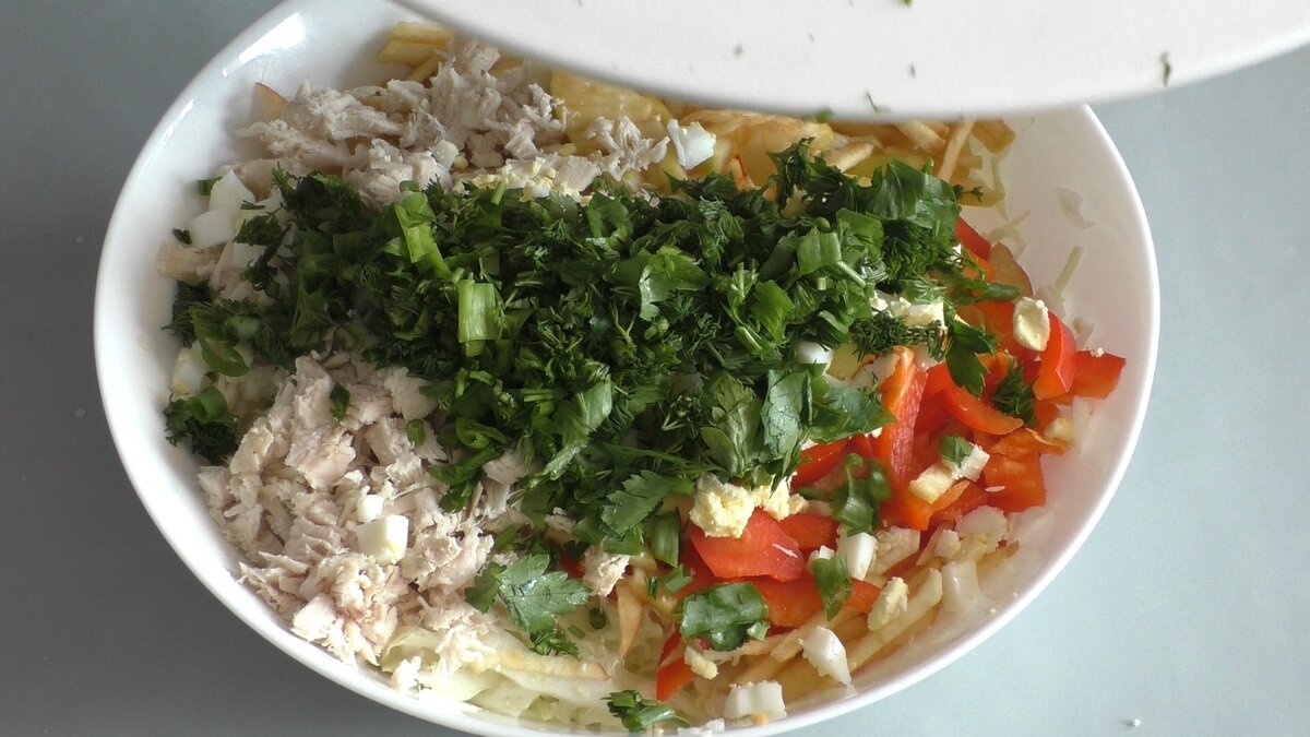 Худеем к лету, делюсь рецептом салата из пекинской капусты для правильного питания