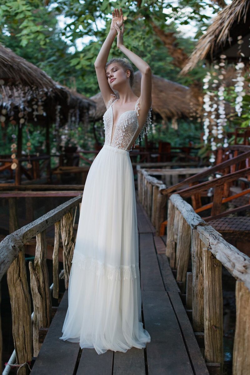 Нежное свадебное платье в стиле бохо артикул 201462 цвет белый в Екатеринбурге