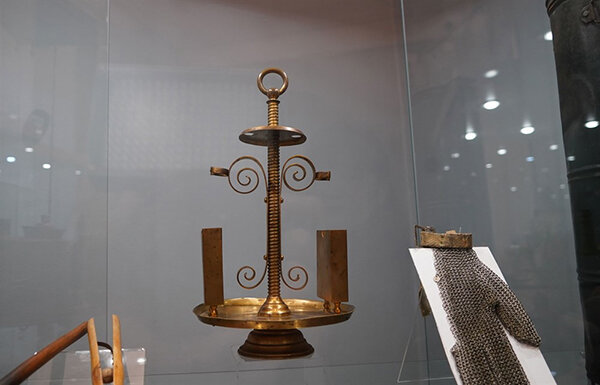 Подставка под карточную колоду