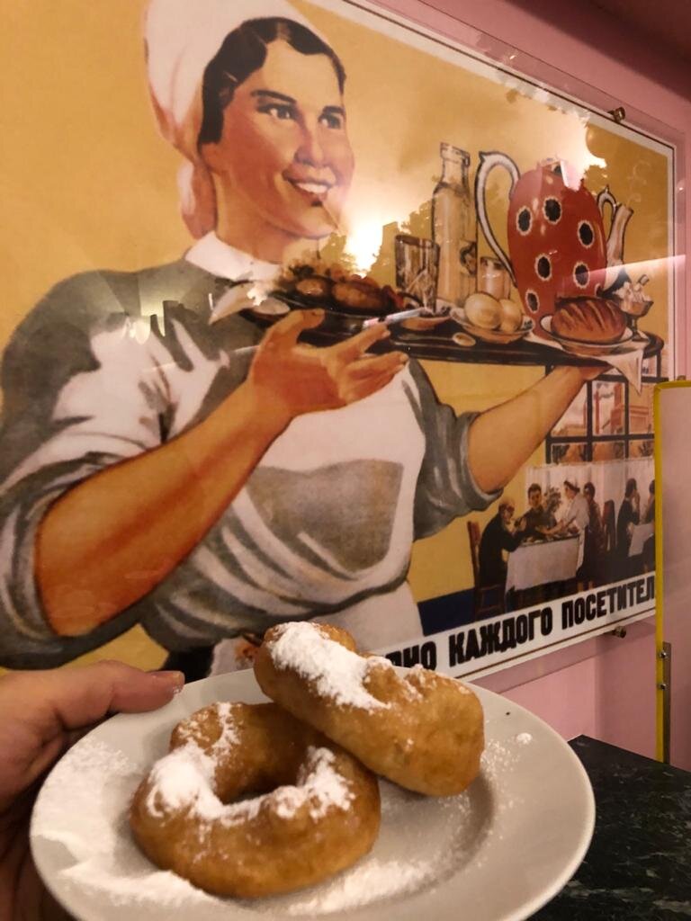 питерские пышки, кстати, очень вкусные и недорогие!