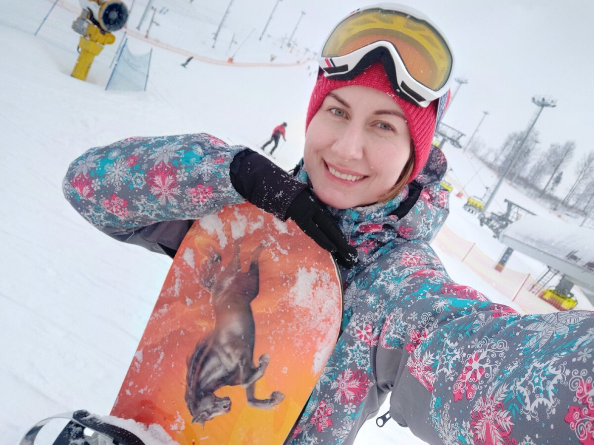 Фото автора. Утро 8-го  марта на склоне