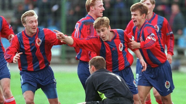 Узнаете молодого Семака?