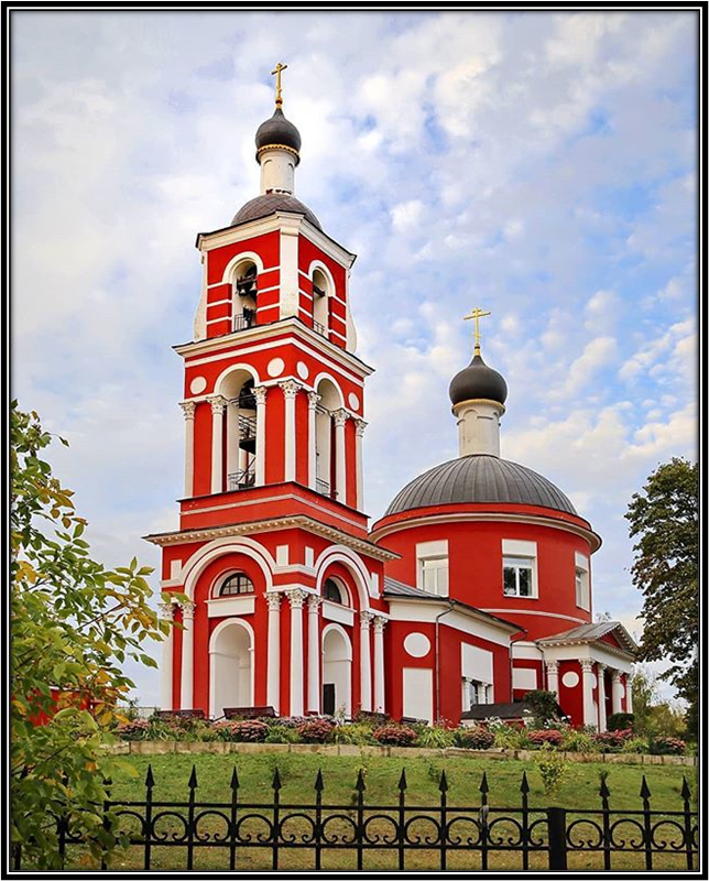                                                   ПЕТРОПАВЛОВСКИЙ ХРАМ В ЛЫТКАРИНО 