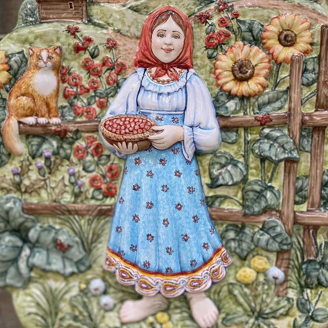 ������ ������� � ������� @https://www.instagram.com/majolica_gallery/