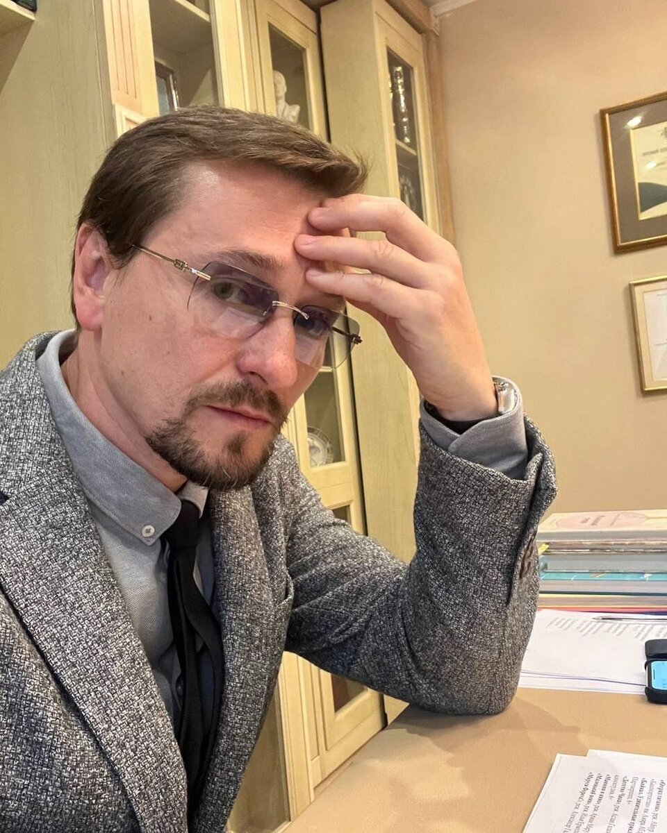 Сергей Безруков