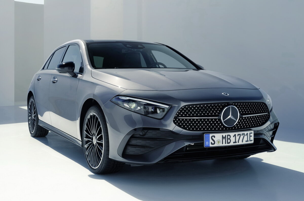 Мерседес последняя модель 2024. Mercedes a class AMG 2023. Новые Мерседесы 2024г. Новые Мерседесы 2024г с буквой q.