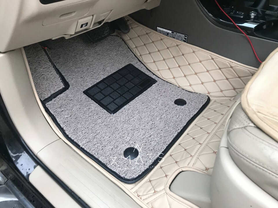 3D коврики из экокожи на Toyota Land Cruiser Prado 120
