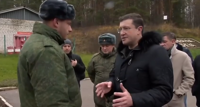    Нижегородец попросил организовать фонд в Сарове для обеспечения будущих бойцов необходимыми вещами Арина Полтанова