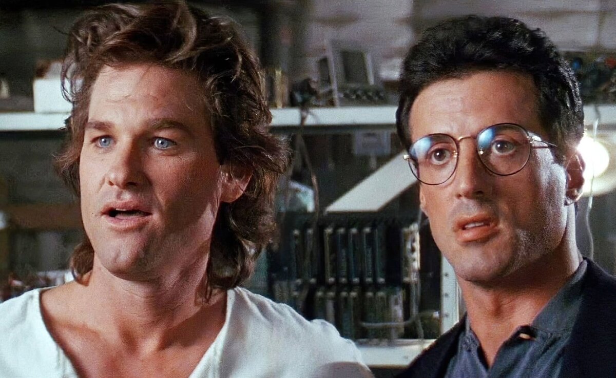 Источник фото - wink.ru (кадр из «Танго и Кэш»)