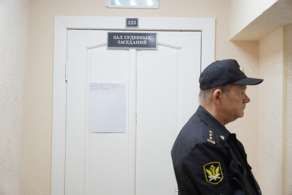     Организацию обязали выплатить бывшему сотруднику долг и компенсации за задержку зарплаты и моральный вред Алексей БУЛАТОВ