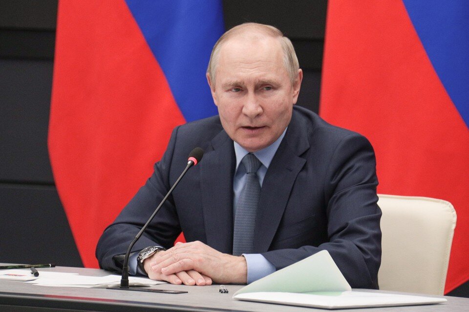     Президент России Владимир Путин во время совещания с руководителями организаций оборонно-промышленного комплекса России. Фото: Пресс-служба президента РФ/ТАСС