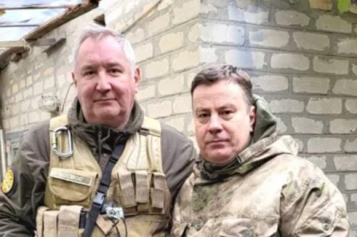    Раненого Дмитрия Рогозина перевезли из Ростова в московский госпиталь