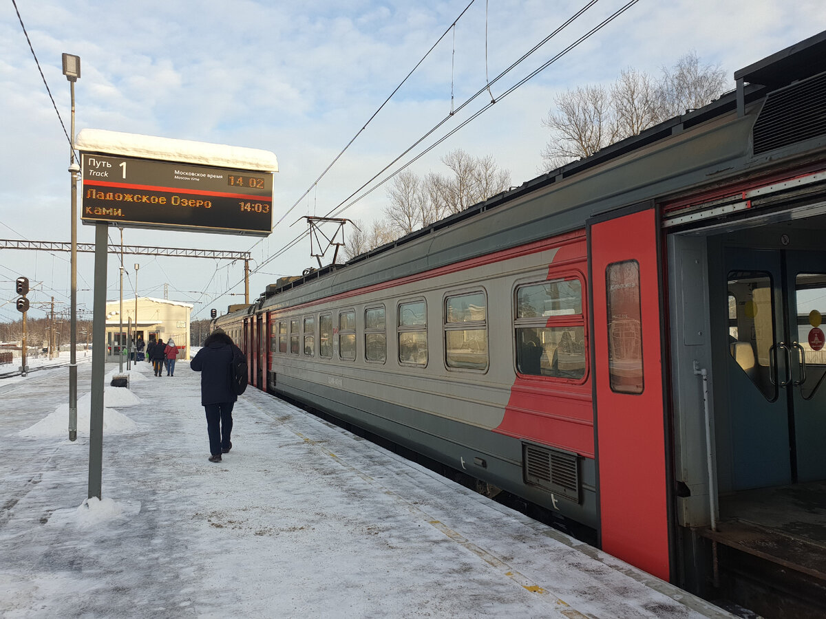 Электричка привезла меня во Всеволожск.