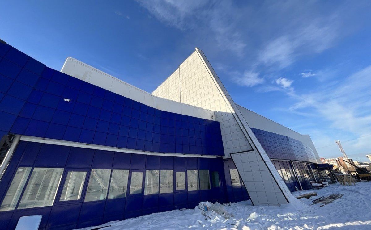    Строительство крытого катка в Пади Долгая завершили в Иркутске
