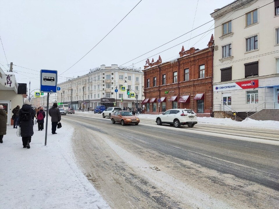     В связи с этим, властям города было вынесено представление об устранении нарушений. Анна Ковалёва