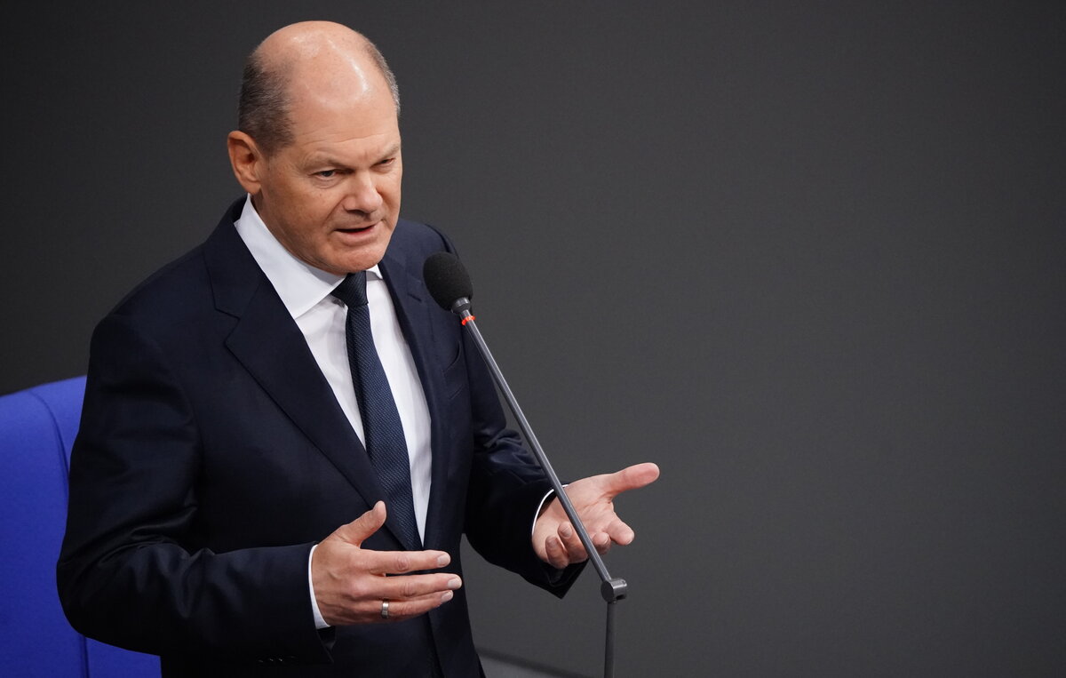    Канцлер ФРГ Олаф Шольц  EPA-EFE/CLEMENS BILAN