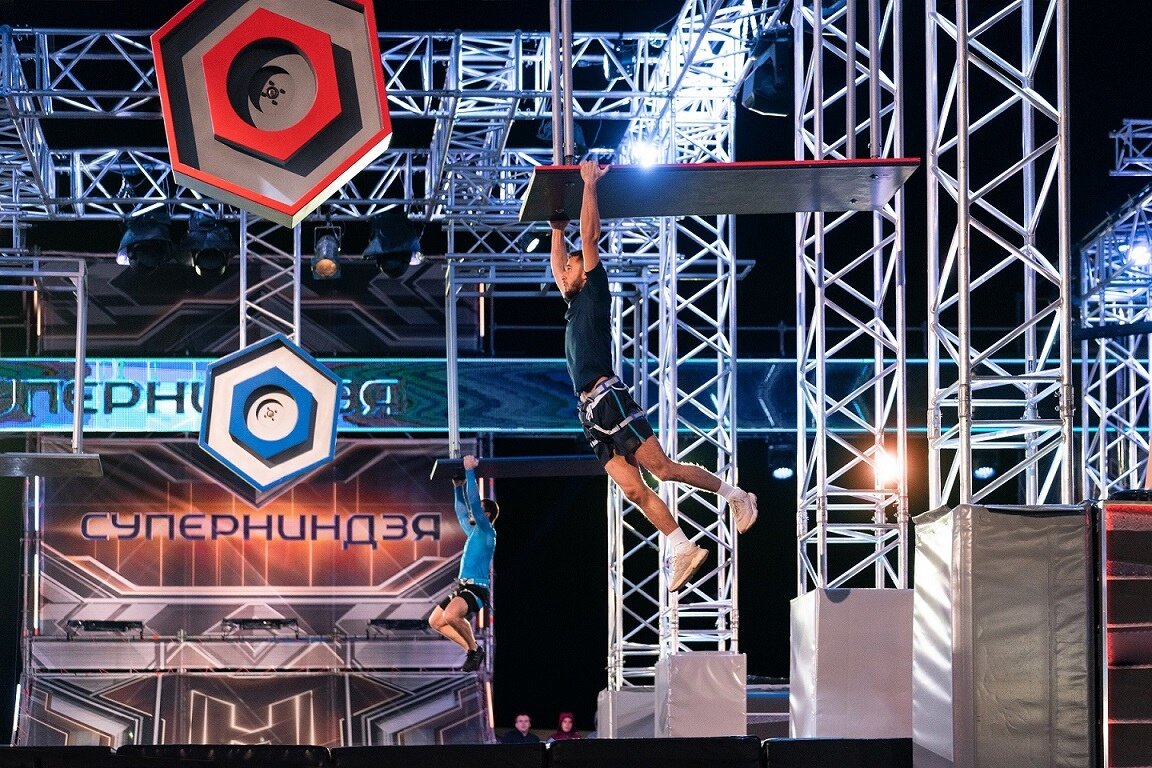    Учитель информатики из Югры стал участником шоу «Суперниндзя» на СТС