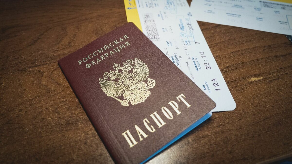     Департамент полиции и пограничной охраны Эстонии принял решение аннулировать вид на жительство организатора акции «Бессмертный полк» в стране Сергея Чаулина. Его попросили покинуть страну.