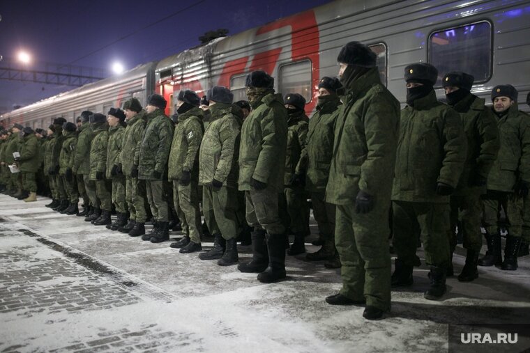    Решение о годности призывников принимаются на основании заключений врачей