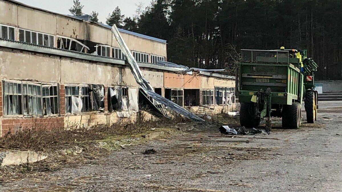     Сельхозпредприятие в селе Борисовка попало под обстрел со стороны Украины. В результате атаки погиб один человек, сообщил губернатор Белгородской области Вячеслав Гладков.