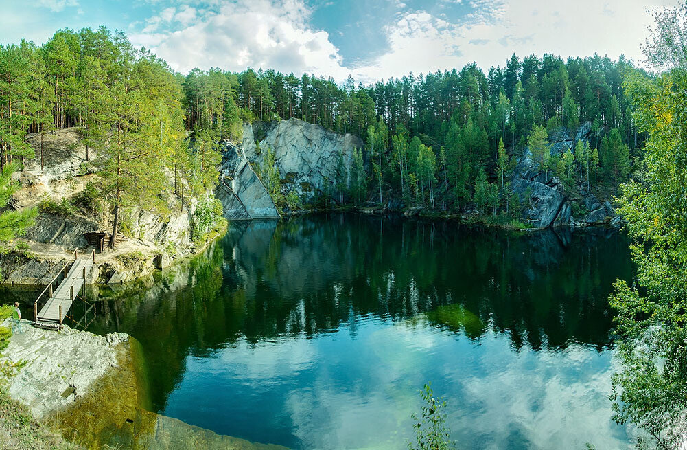 Сысерть места. Природный парк Бажовские места и озеро Тальков камень. Сысерть озеро Тальков камень. Сысерть парк Бажовские места озеро Тальков камень. Тальков камень Урал.