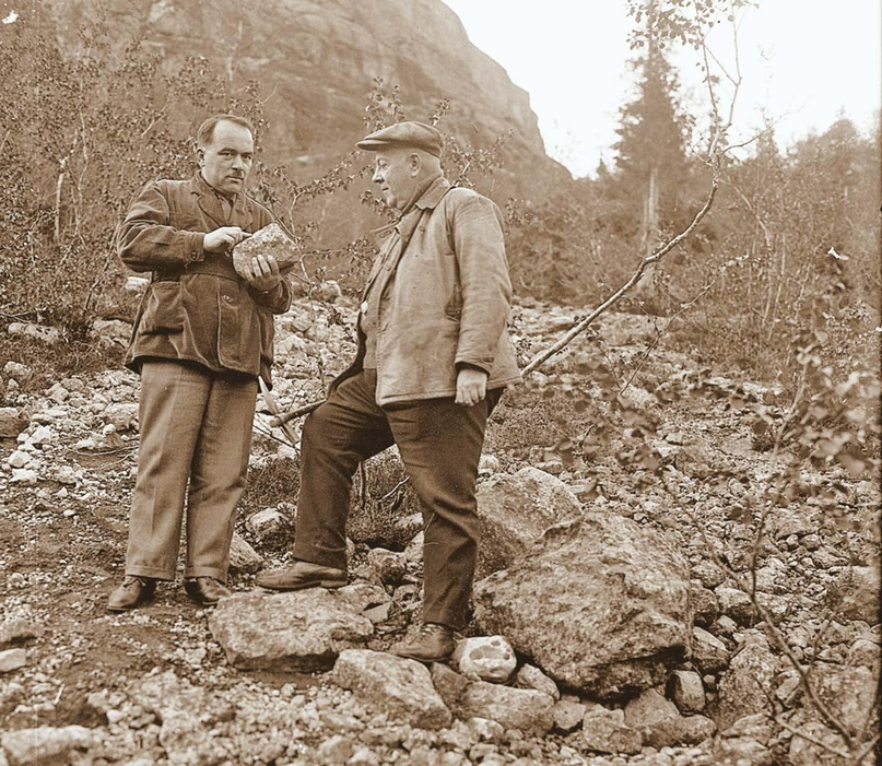 современный геолог. профессия геолог. впереди шел высокий геолог в выгоревшем. впереди шел высокий геолог в выгоревшем. академик ферсман хибины.
