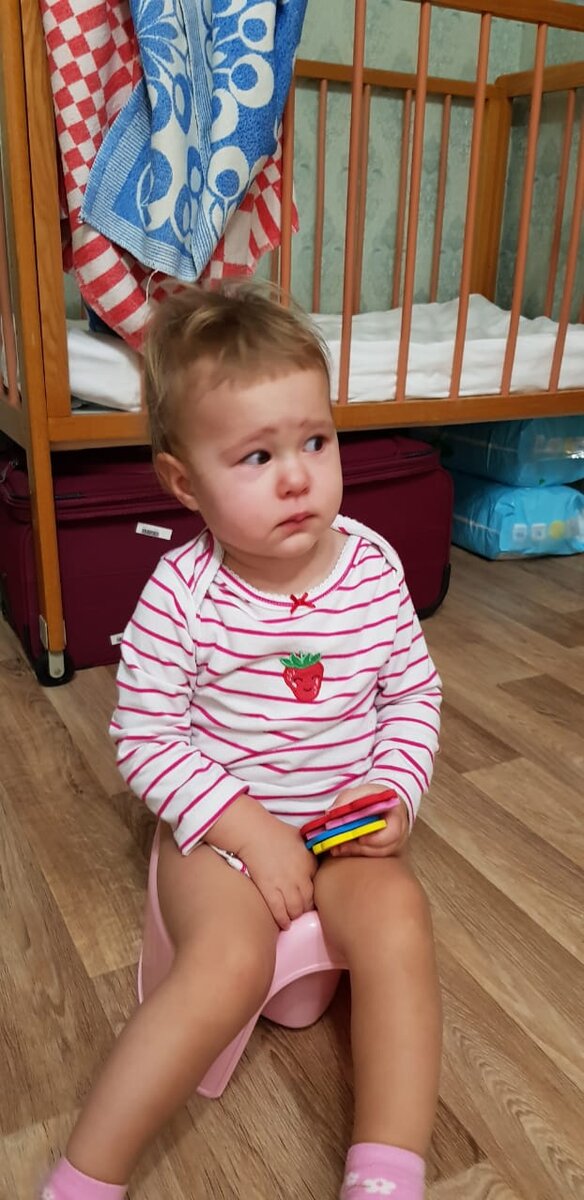 вот такое выражение лица было у Василисы, когда она хотела по большому