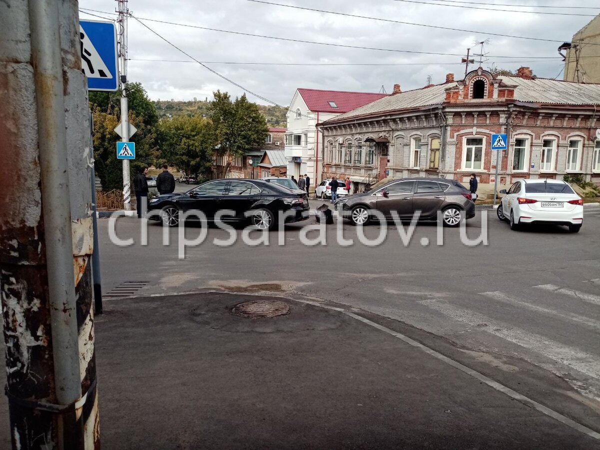 В результате ДТП на улице Октябрьской пострадал ребенок | ЧП Саратов | Дзен