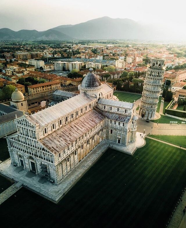 Пизанская башня.