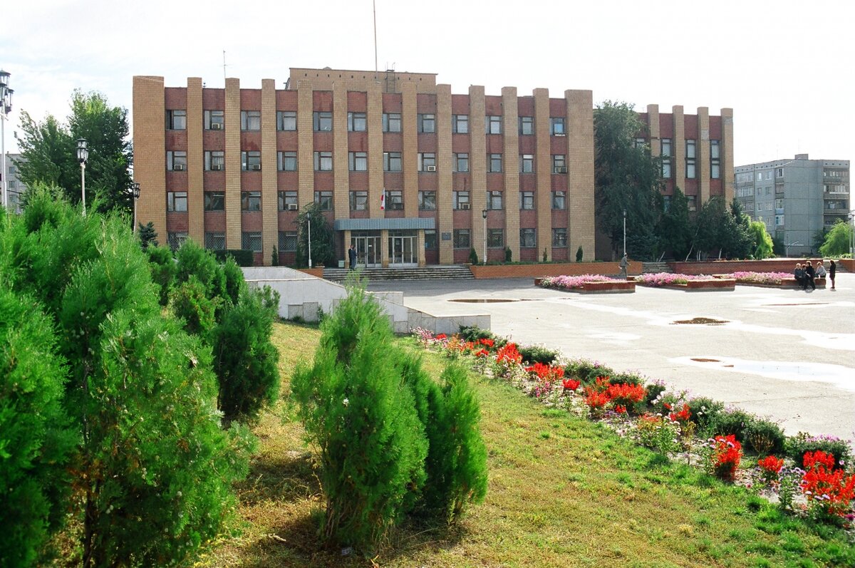 Волгоградская обл рп городище. Поселок Городище Волгоградская область. Городище Волгоград. Администрация Городище Волгоградской области. Город Городище Волгоградской области.