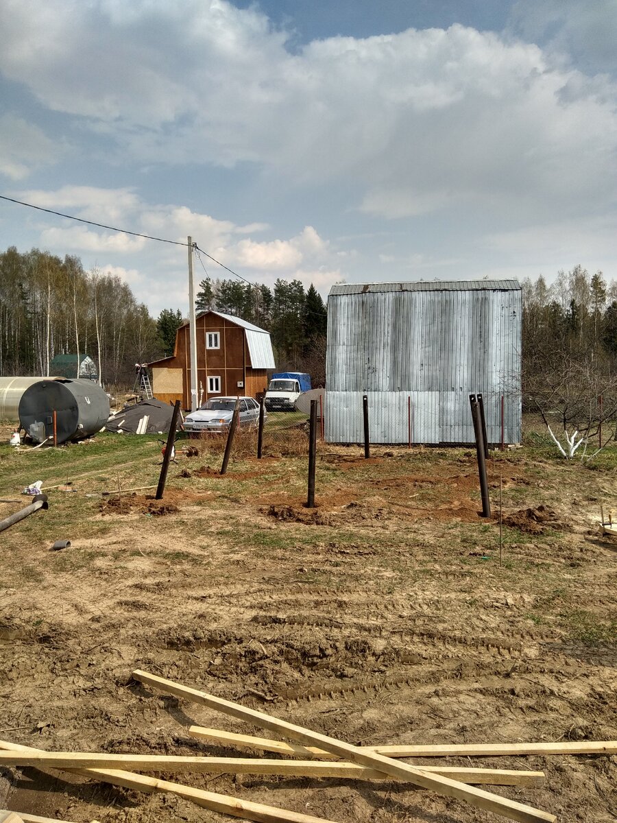 Установка свайного фундамента