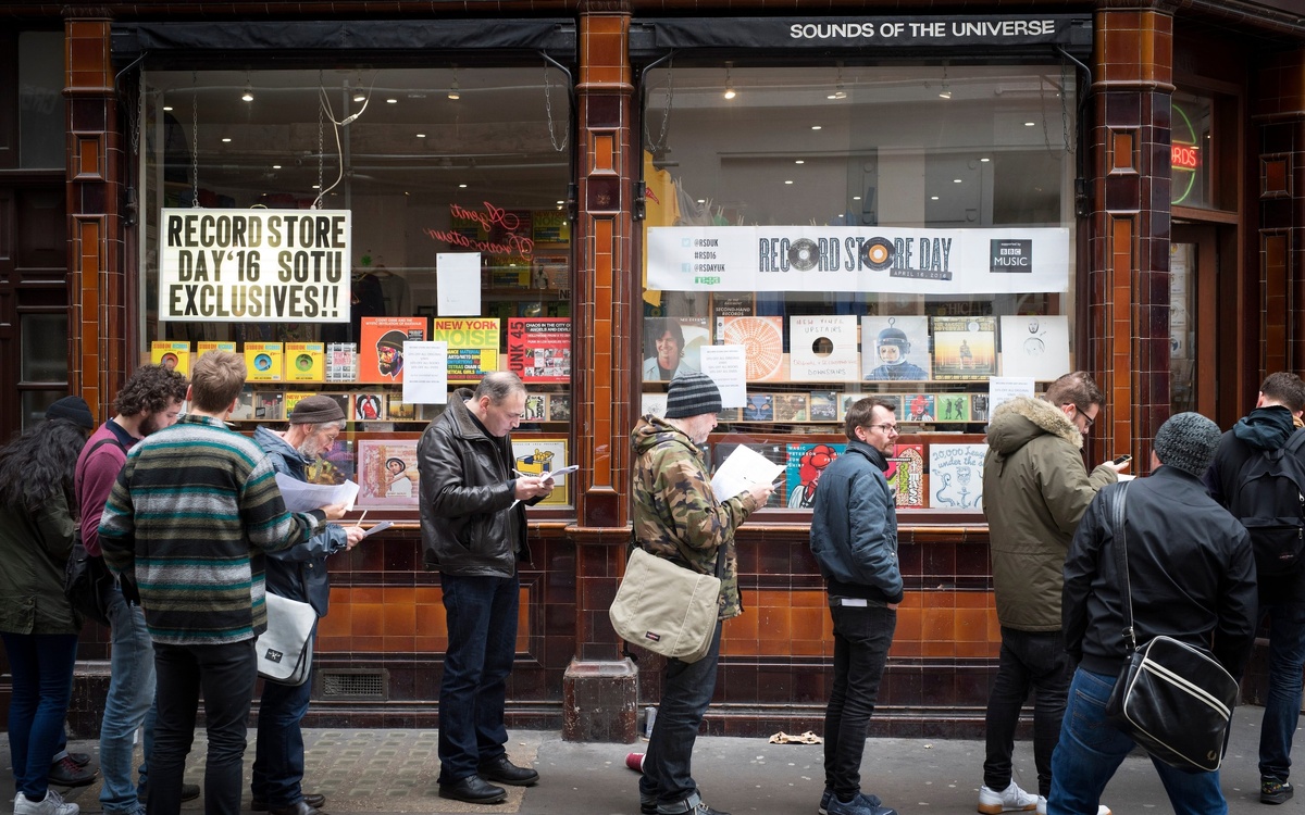 типичный Record Store Day в Британии