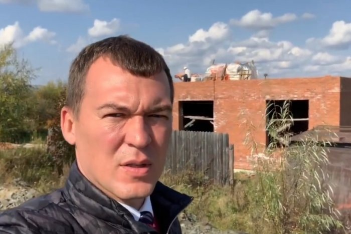 Михаила Дегтярева очень удивило строительство дома в зоне затопления