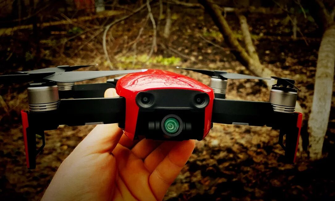 Квадрокоптер DJI Mavic air