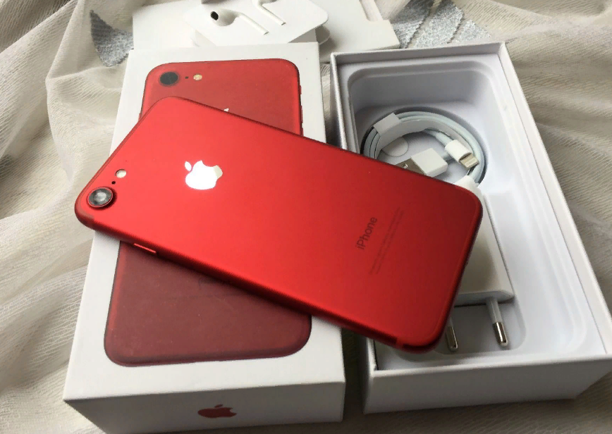 Выход IPhone 12 обрушил цены на IPhone XR на 20 000р, теперь это лучший Айфон по соотношению цена/качество1