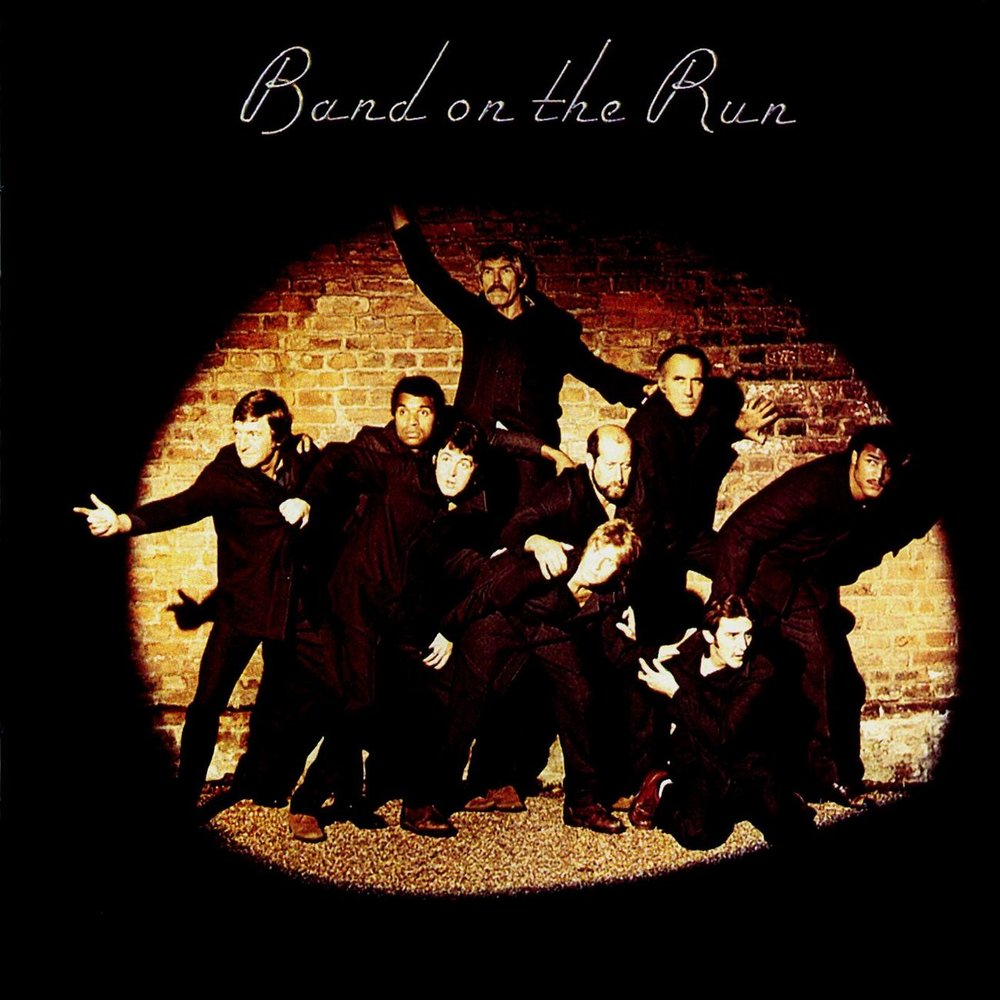 Band on the run альбом. Paul MCCARTNEY Band on the Run. Paul MCCARTNEY Wings. 1973 - Paul MCCARTNEY - Band on the Run CD. Band on the Run обложка альбома