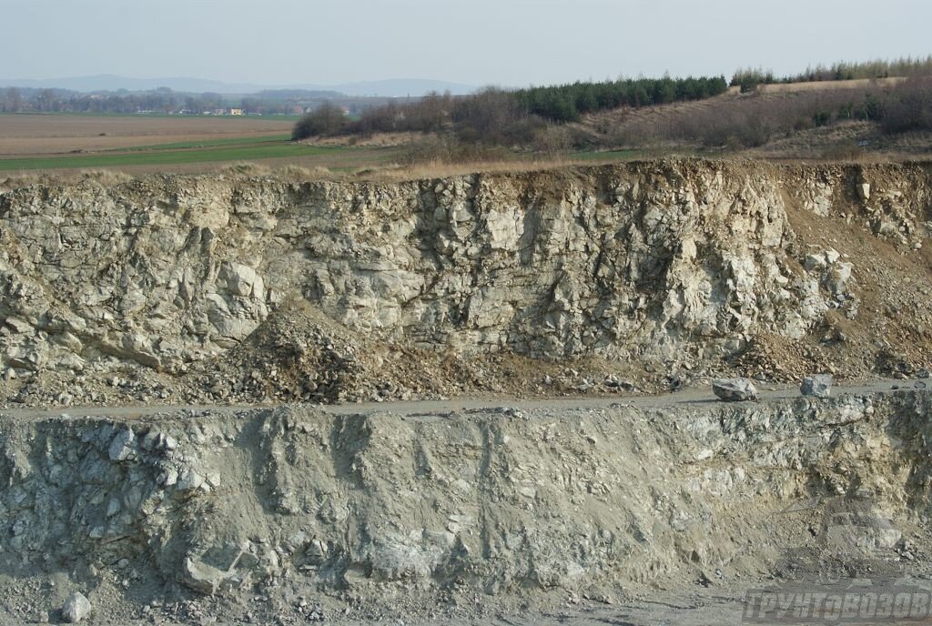 Карьер по добыче серпентинита